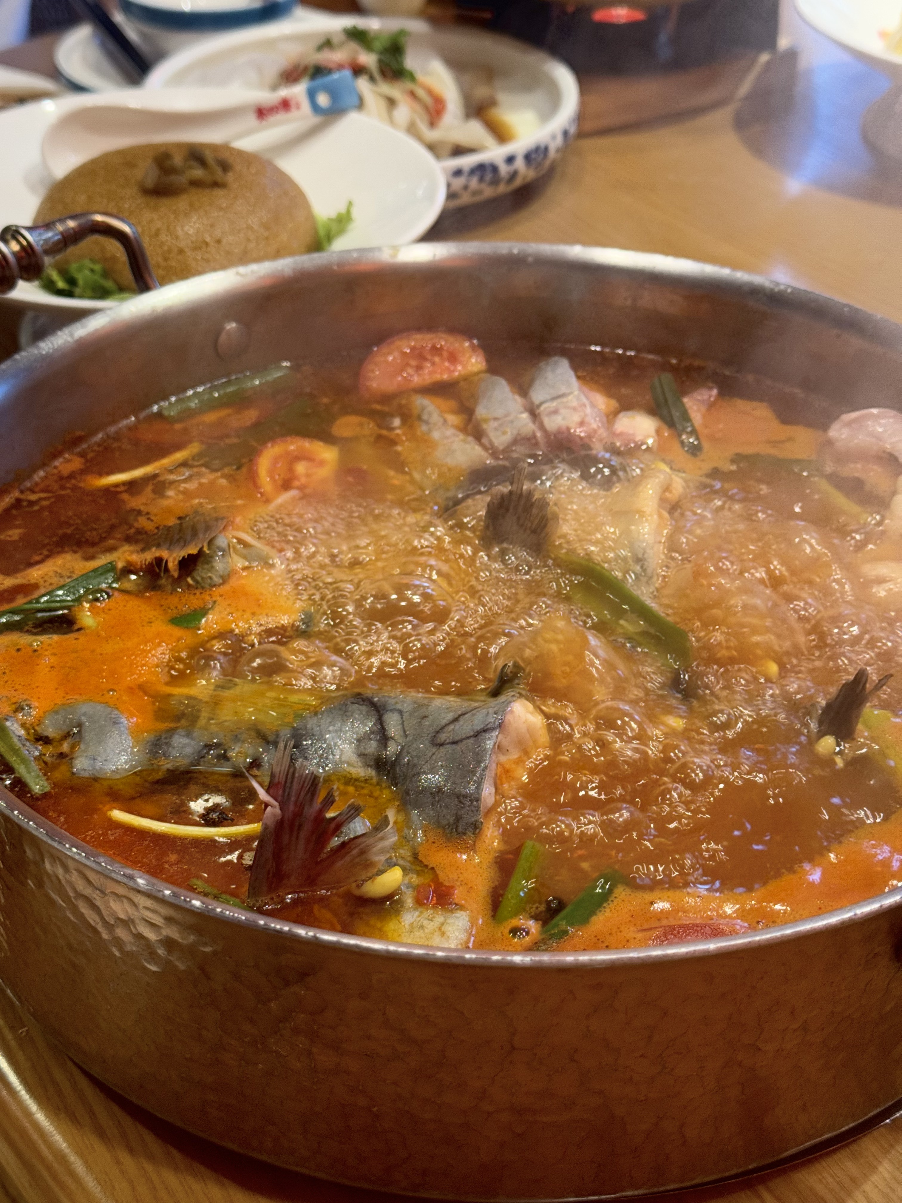 Fermented tomato sour soup fish.